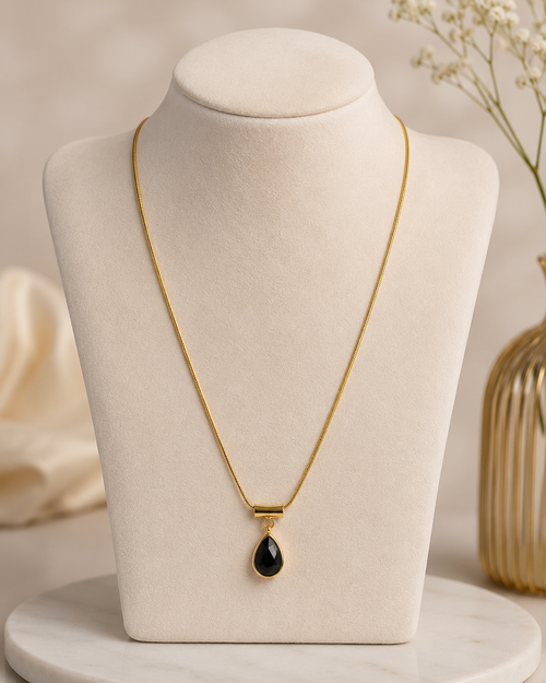 The Onyx Drop Pendant
